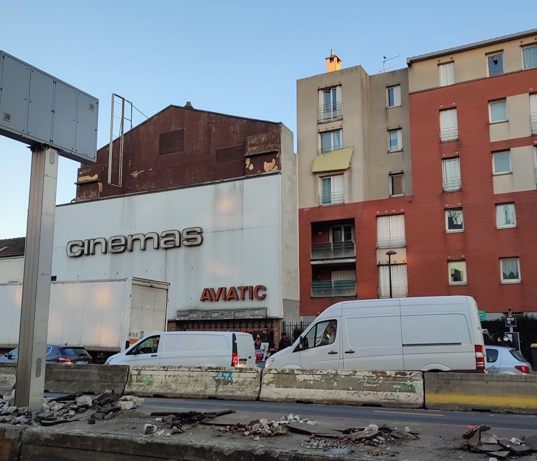 Cinemas Aviatic 2